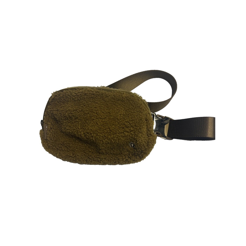 NWT Lululemon Everywhere Belt Bag 1L Plush Fleece Burnt Caramel